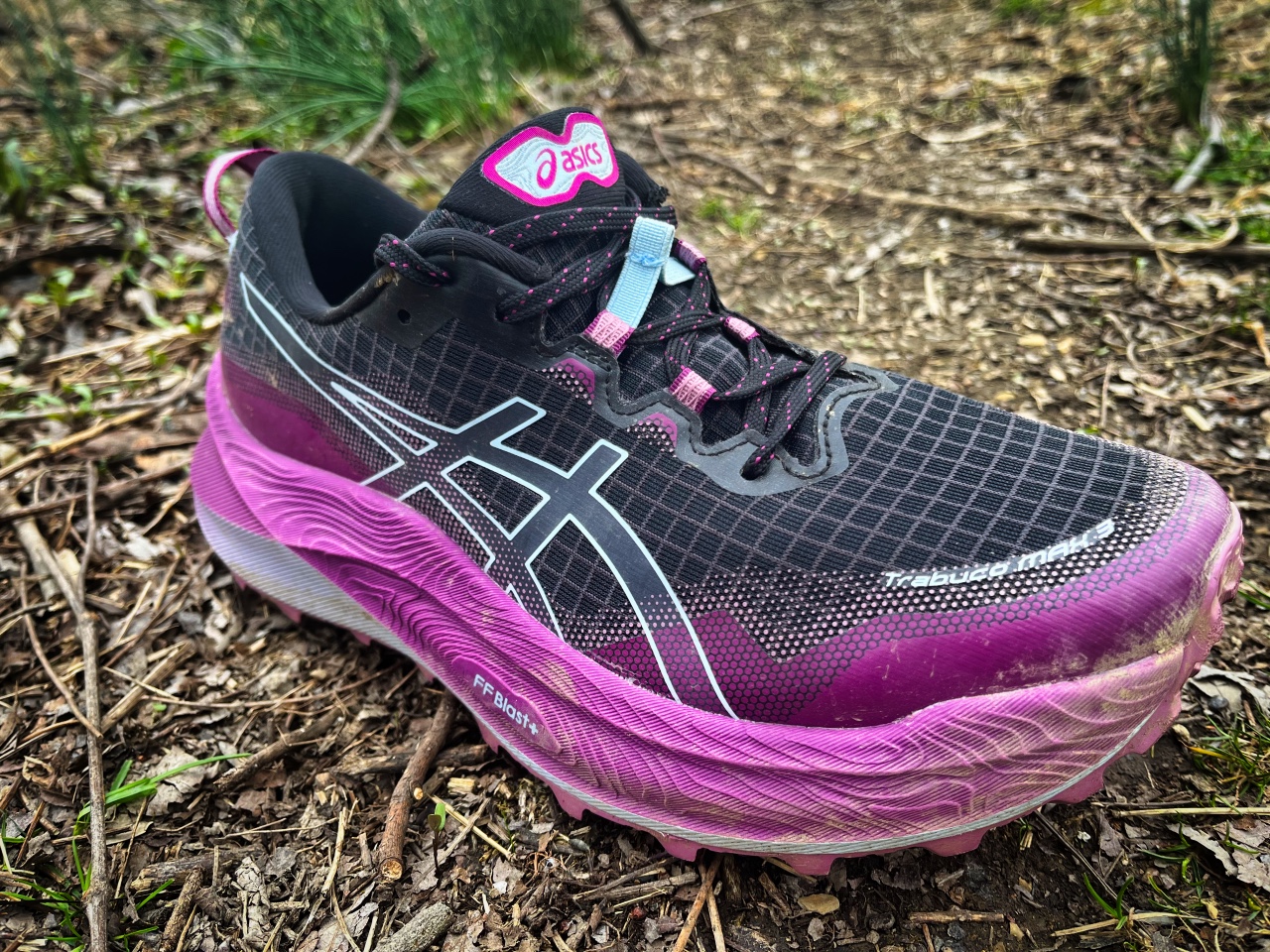 Picture of ASICS Trabuco Max 3