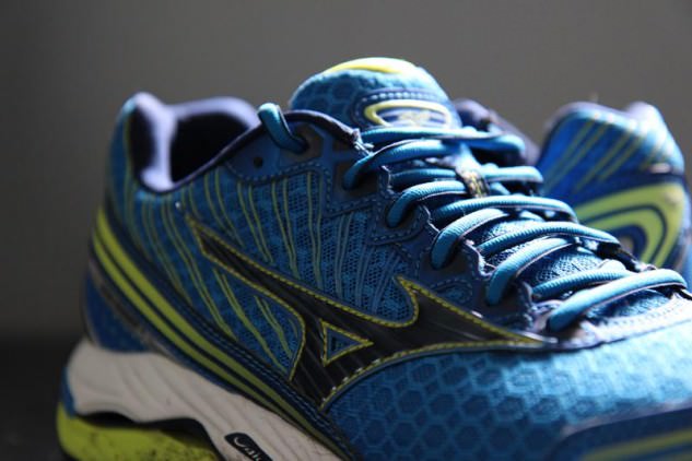 Mizuno Wave Paradox 2 - Medial Side