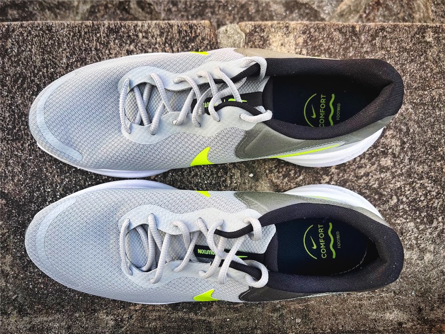 Picture of Nike Revolution 7