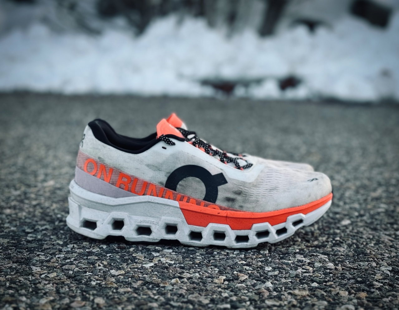 Picture of On Cloudmonster 2