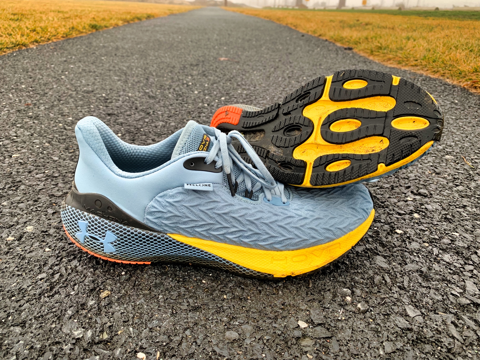 Picture of Under Armour HOVR Machina 3 Clone